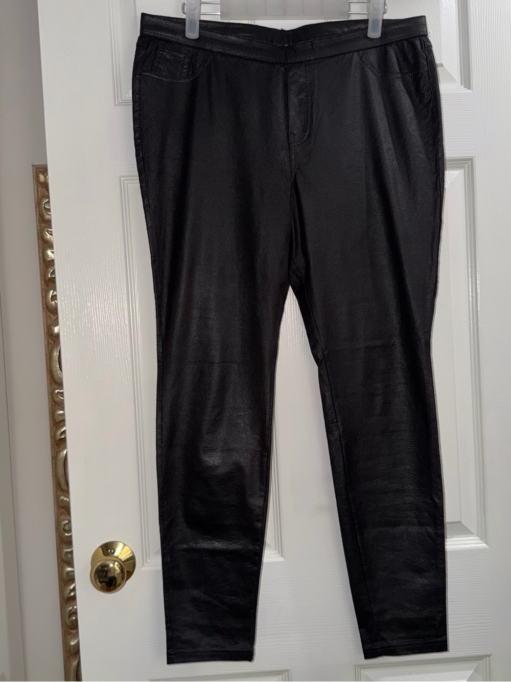 HUE Black Faux Leather Pants - Sleek Pull-On Style